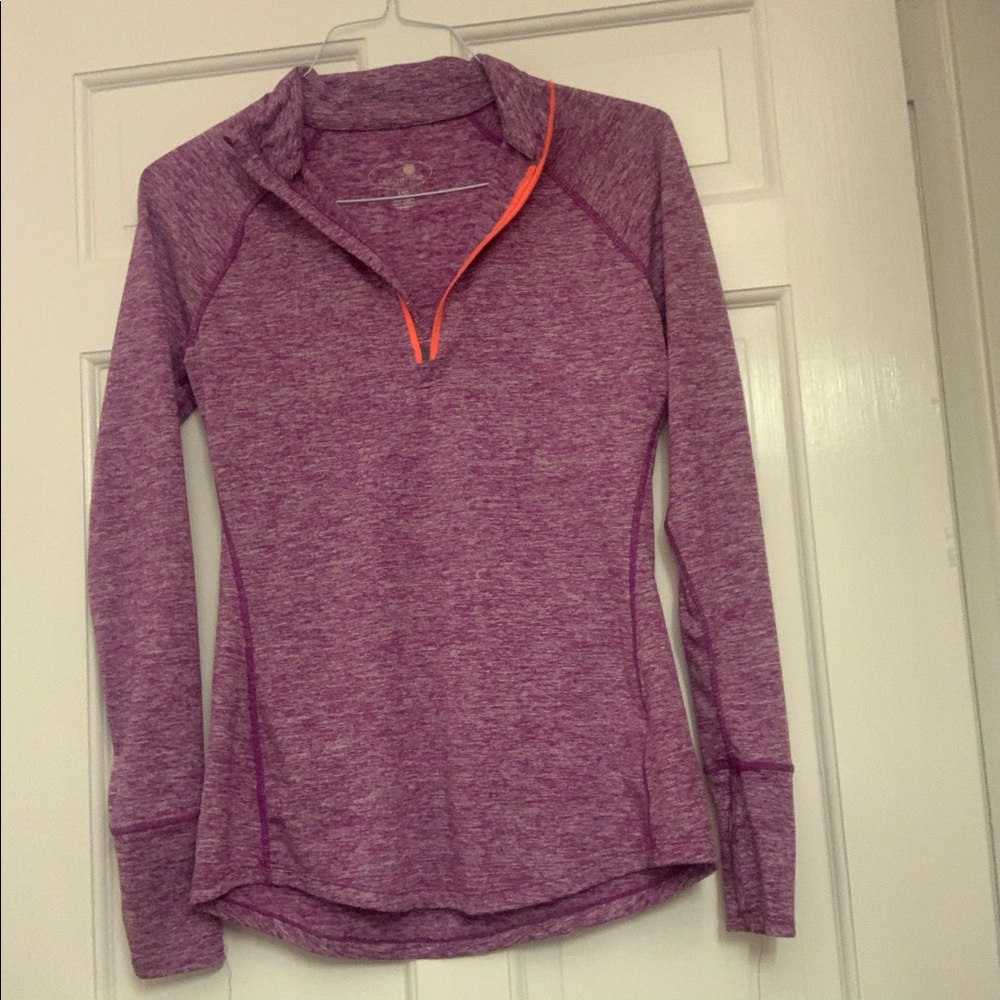 athletic pull over